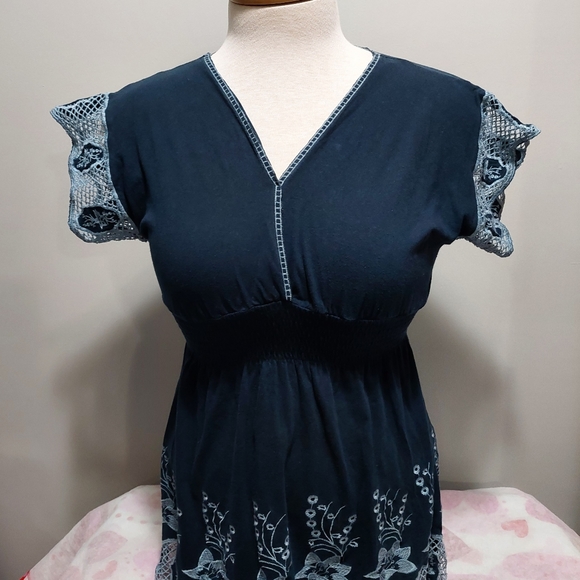 BCBGMAXAZRIA Blue top Medium - Picture 1 of 4